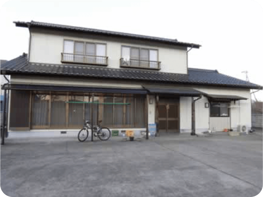 共同生活援助
「ゆずの家」「402」の外観